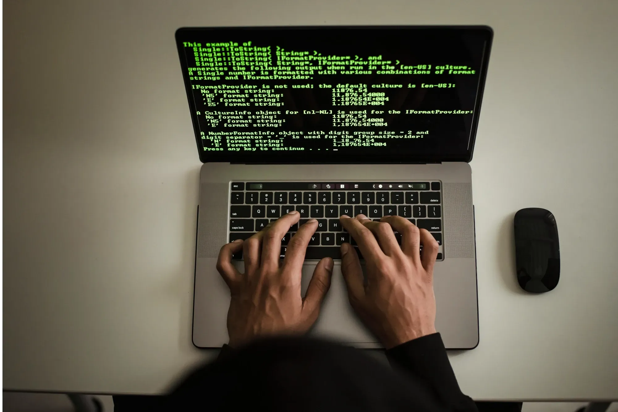mezczyzna-ma-problem-z-dlugiem-technologicznym-2.webp